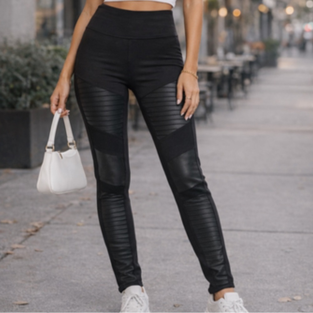 ALO Yoga High Waist Moto Leggings Black Shiny Panel Leggings Sz S